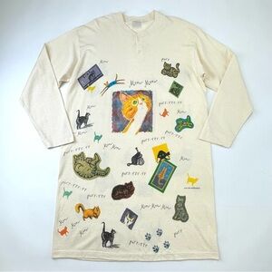 90s Henley cream muslin cotton Cat Print long sleeve sleep shirt One size womens